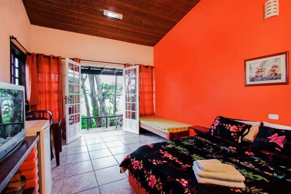 Dos Ingleses Inn